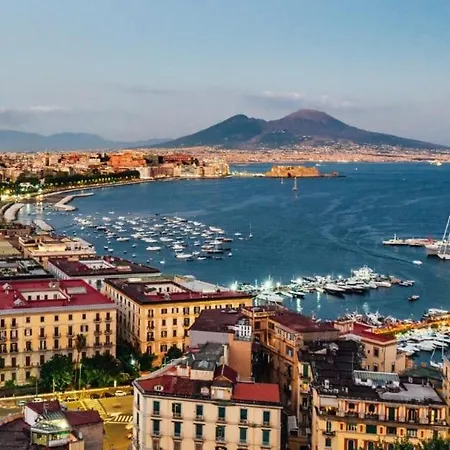 Riviera Daire Napoli